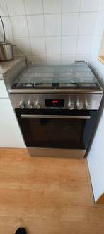Bosch gasfornuis, 6 maanden oud., Witgoed en Apparatuur, Fornuizen, Zo goed als nieuw, Gas, 4 kookzones, Ophalen of Verzenden