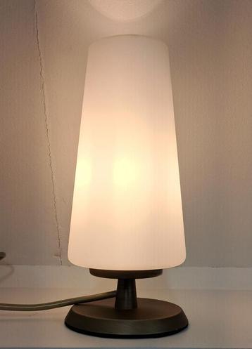 tafel lampje LED beschikbaar voor biedingen