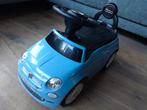 Leuke blauwe loopauto Fiat 500, Kinderen en Baby's, Speelgoed | Buiten | Voertuigen en Loopfietsen, Ophalen, Gebruikt, Loopvoertuig