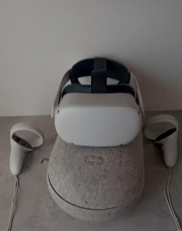 Oculus Quest 2 met Elite Strap en Travel case. beschikbaar voor biedingen