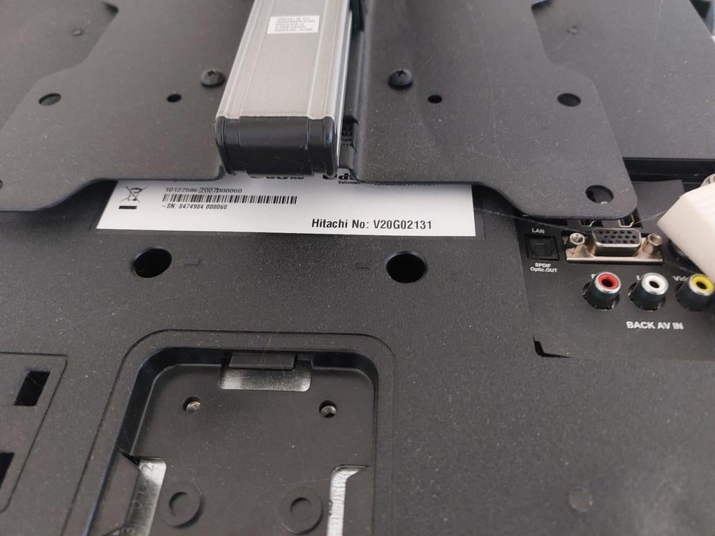 Hitachi LCD TV met Plafondbeugel, Audio, Tv en Foto, Televisies, Overige merken, B, Gebruikt, N