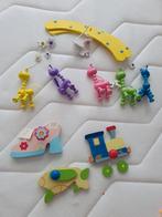 Houten mobiel multi kleur giraffen voor baby bed boxmobiel, Ophalen of Verzenden, Nieuw, Wieg