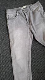 Norfy jeans lichtgrijs mt 40, Ophalen of Verzenden, Zo goed als nieuw, Grijs, W30 - W32 (confectie 38/40)