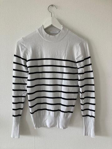 sweater gestreept beschikbaar voor biedingen
