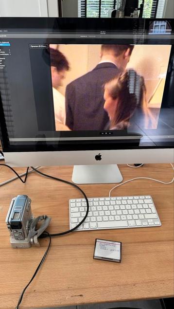 Wil jij DVC videotapes digitaliseren? Het kan met deze iMac beschikbaar voor biedingen