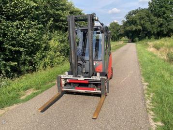 Gebruikte diesel heftruck NISSAN & LINDE LPG beschikbaar voor biedingen