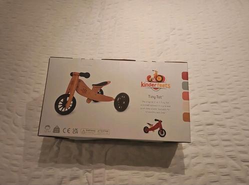 Splinternieuwe loopfiets Kinderfeets Tiny Tot, Kinderen en Baby's, Speelgoed | Buiten | Voertuigen en Loopfietsen, Nieuw, Loopfiets