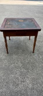 Houten tafel uit grootmoeders tijd., Huis en Inrichting, Ophalen, Gebruikt, 100 tot 150 cm, Vierkant