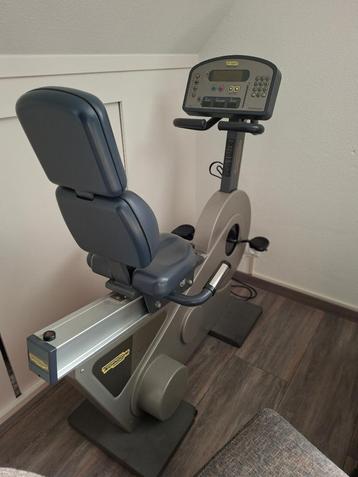 Technogym Recumbent Bike (ligfiets hometrainer) beschikbaar voor biedingen