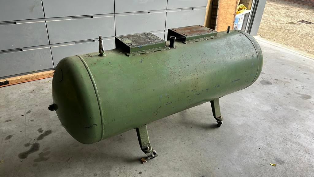 Tank compressor 500l, 100 liter of meer, Ophalen, Gebruikt