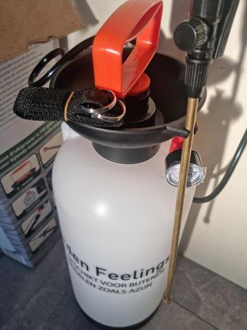 NIEUWE Druksproeier 8 Liter (Garden Feelings) beschikbaar voor biedingen