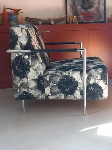 Design fauteuil beschikbaar voor biedingen