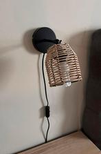 Wandlamp Rotan 2st., Huis en Inrichting, Lampen | Wandlampen, Ophalen of Verzenden, Zo goed als nieuw, Metaal