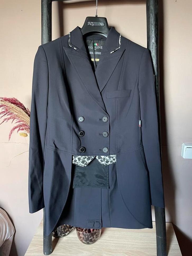 Prachtige Equiline Wedstrijdjas - zwart (NL 36), Dieren en Toebehoren, Paardrijkleding, Zo goed als nieuw, Schoeisel, Dressuur