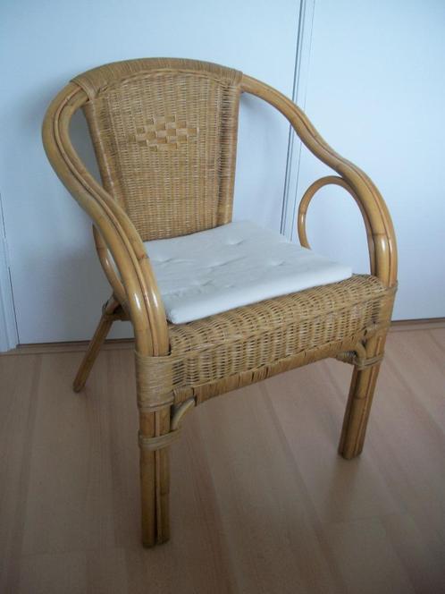 Vintage Rotan Rieten Stoel Fauteuil - netjes, Huis en Inrichting, Stoelen, Gebruikt, Eén, Riet of Rotan, Bruin, Ophalen