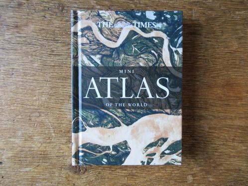 THE TIMES MINI ATLAS OF THE WORLD 2017, hardcover nieuwstaat, Boeken, Atlassen en Landkaarten, Zo goed als nieuw, Wereld, Ophalen of Verzenden
