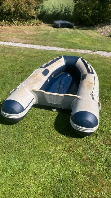 Rubberboot roeiboot rib beschikbaar voor biedingen