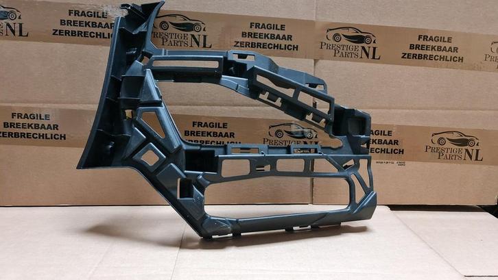 VW Golf Sportvan 5G voorbumper houder steun Mistlamp Houder, Auto-onderdelen, Carrosserie en Plaatwerk, Bumper, Voor, Gebruikt