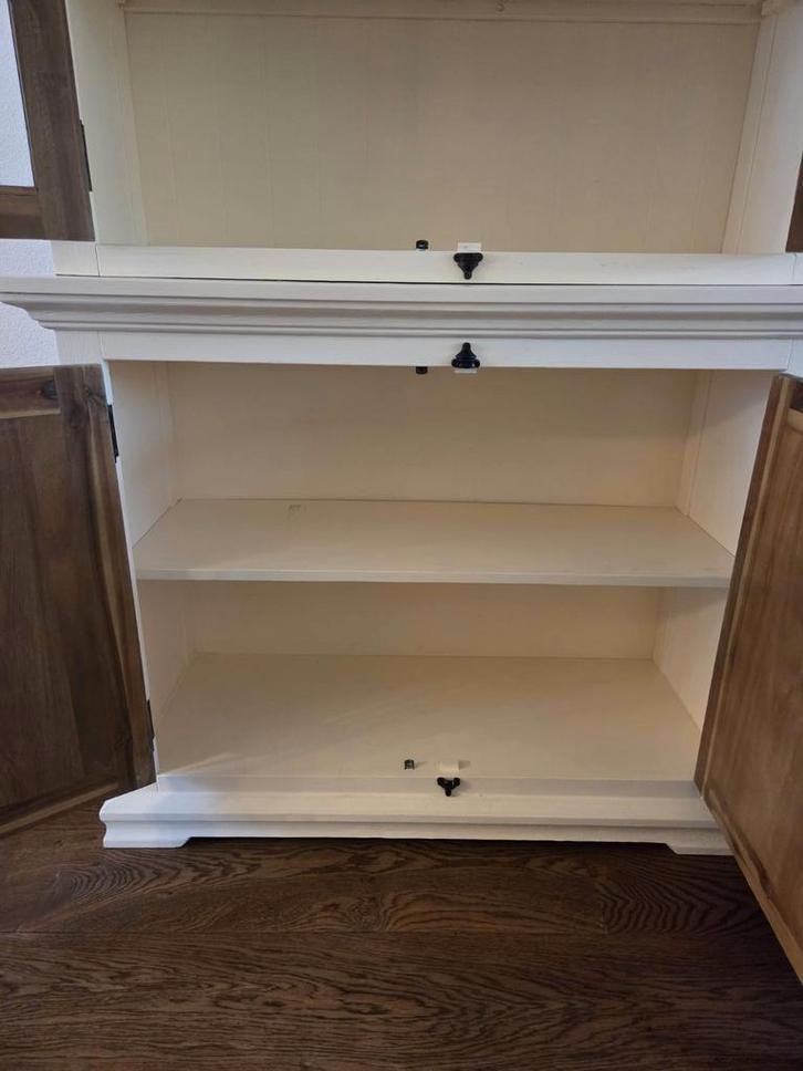Buffetkast / Vitrinekast Landelijke Stijl, Huis en Inrichting, Kasten | Buffetkasten, Zo goed als nieuw, 150 tot 200 cm, 100 tot 150 cm