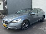 Volvo V40 1.5 T2 Nordic+ DEALERONDERHOUDEN/AUTO/PANO/LEDER, Auto's, Volvo, Stof, 4 cilinders, 700 kg, 122 pk