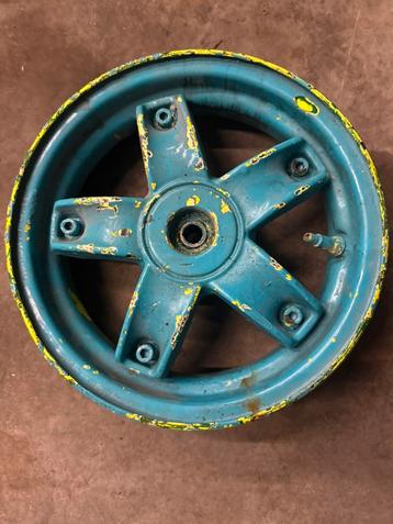 Piaggio zip 2 delige velg sp H2O onderdelen beschikbaar voor biedingen