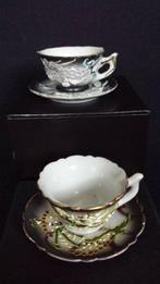 Japan Miniatuur Porselein ~ DRAGONWARE moriage ~ Bezet Japan, Ophalen of Verzenden