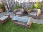 Tuinset 2 stoelen tafel met glas en hocker of voetenbank met, Ophalen, Zo goed als nieuw, Hocker, 2 zitplaatsen