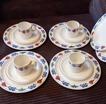 Boerenbont mepal kop en schotel bordjes Boch Melamine beschikbaar voor biedingen