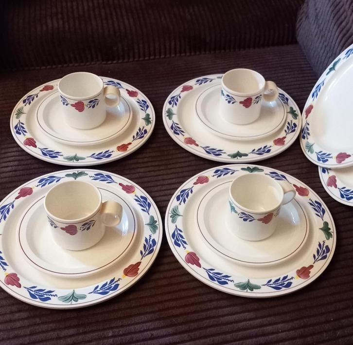 Boerenbont mepal kop en schotel bordjes Boch Melamine, Caravans en Kamperen, Kampeeraccessoires, Ophalen