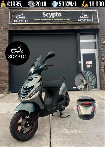 Piaggio Zip | Malossi ECU | Full option | Digitale teller | beschikbaar voor biedingen