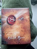 The secret boek, Ophalen