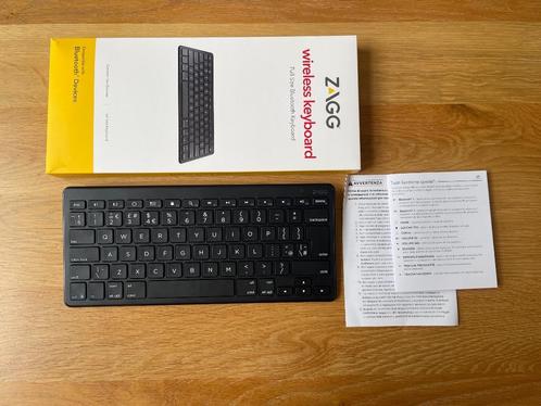 ZAGG Universele Bluetooth Keyboard Zwart ZGAN!, Computers en Software, Toetsenborden, Zo goed als nieuw, Qwerty, Draadloos, Ergonomisch