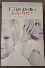 Perfectie - peter James, Ophalen of Verzenden, Zo goed als nieuw