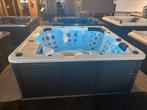 Jacuzzi balboa WEG=WEG!, Tuin en Terras, Bubbelbaden en Hottubs, Ophalen, Nieuw, Pomp
