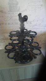 gietijzeren eierstandaard met haantje boven op, Ophalen of Verzenden