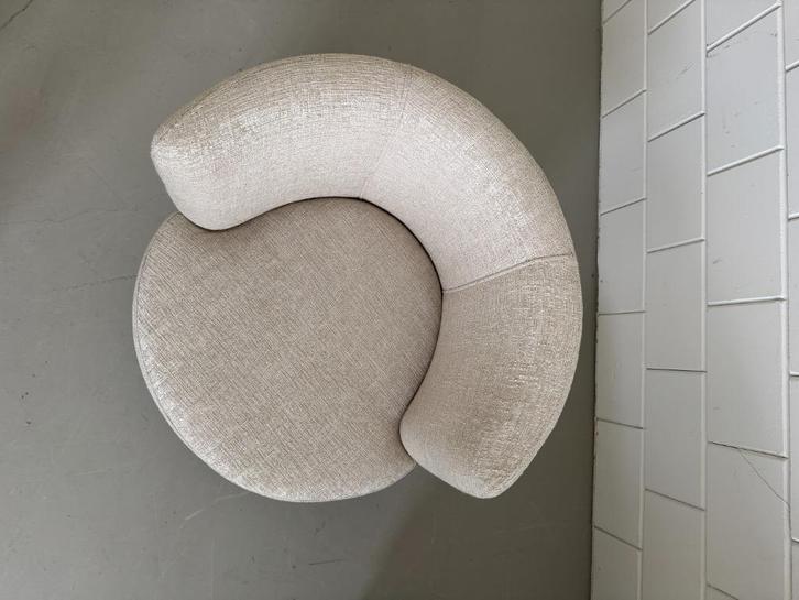 Design fauteuil Loungechair Ayden van Dome Deco, Huis en Inrichting, Fauteuils, Gebruikt, Stof, 50 tot 75 cm, Minder dan 75 cm