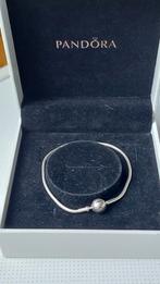 Originele Pandora zilveren Essence Me armbandje, Ophalen of Verzenden, Zo goed als nieuw, Zilver, Zilver