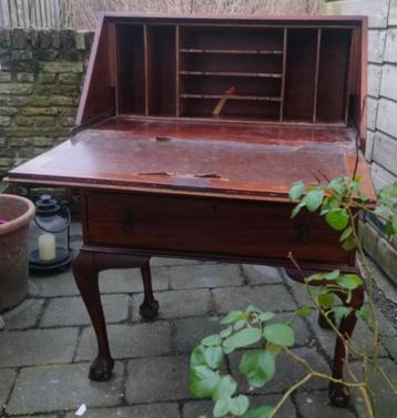 Secretaire, schrijftafel - antiek; Louis Quinze stijl beschikbaar voor biedingen