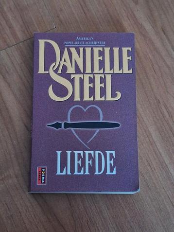 Danielle Steel - Liefde (2006) beschikbaar voor biedingen