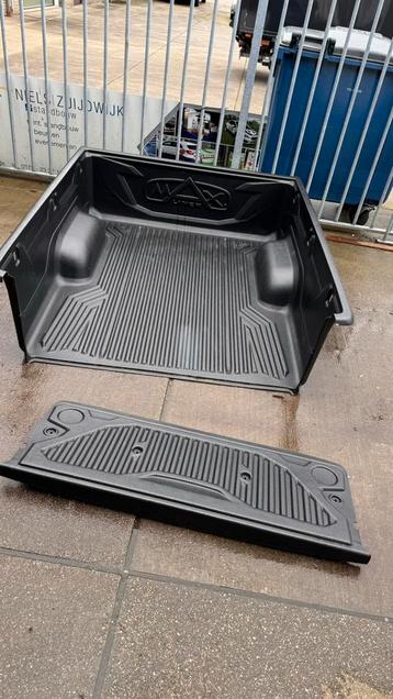 Bedliner hilux. Kunststof bescherming laadbak 