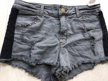 Korte spijkerbroek jeans maat 40 Tally Weijl beschikbaar voor biedingen