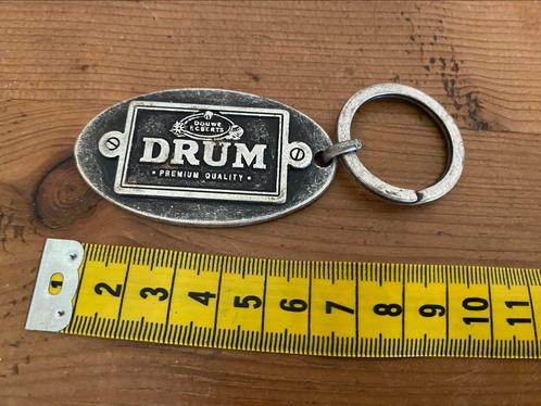 Drum sleurelhanger, Verzamelen, Rookartikelen, Aanstekers en Luciferdoosjes, Gebruikt, Overige typen, Ophalen of Verzenden