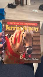 M. Verhaar - Versier je pony, Ophalen of Verzenden, Zo goed als nieuw, M. Verhaar