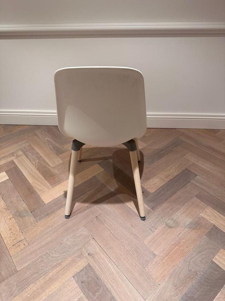 Wit en blauwe eetkamer stoelen (meerdere beschikbaar), Huis en Inrichting, Stoelen, Zo goed als nieuw, Eén, Hout, Wit, Ophalen