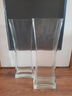 2 glazen vazen, Huis en Inrichting, Woonaccessoires | Vazen, Ophalen, Overige kleuren, Minder dan 50 cm, Glas