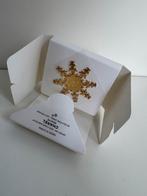 Chanel broche snowflake pin, Ophalen of Verzenden, Zo goed als nieuw, Overige materialen