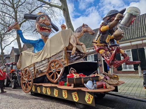 Carnavalswagen, Hobby en Vrije tijd, Feestartikelen, Zo goed als nieuw, Overige typen, Carnaval, Ophalen