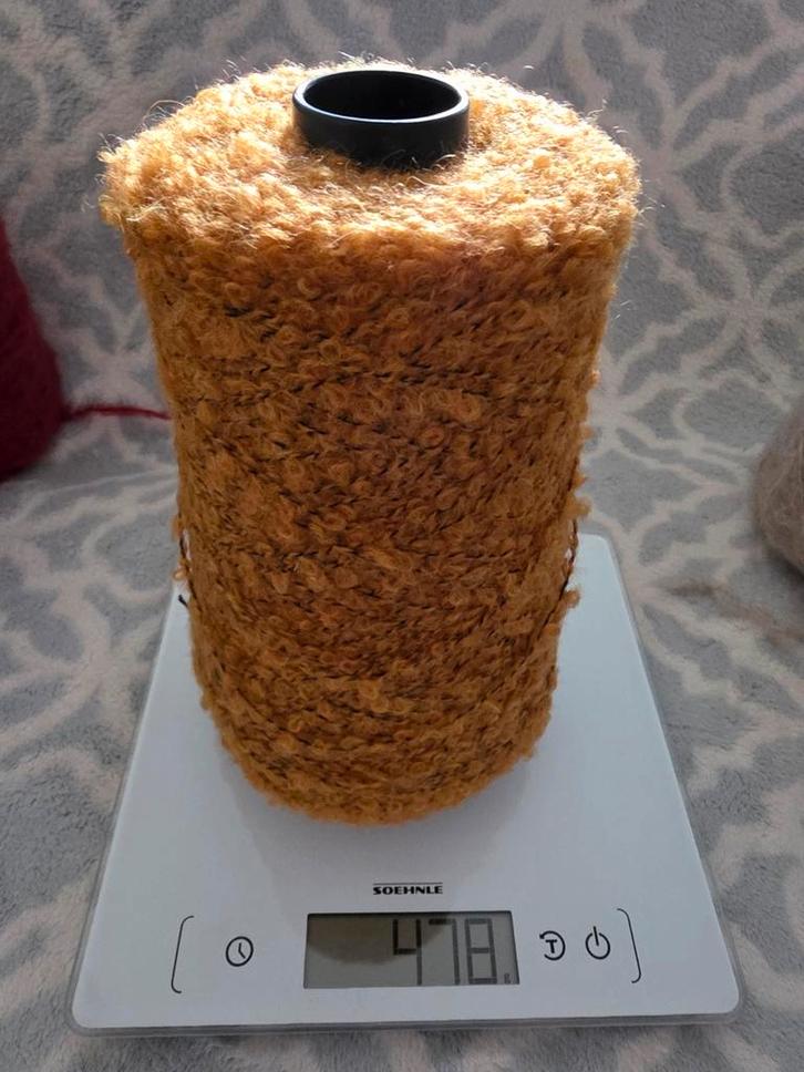 Breigaren Bouclé - 478g, Hobby en Vrije tijd, Breien en Haken, Ophalen of Verzenden
