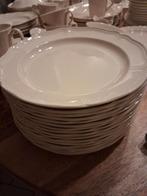 Wedgwood Queens Plain Nieuwe ONTBIJT BORDEN 23 cm, Antiek en Kunst, Ophalen of Verzenden