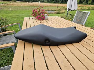 Zadel monster 696 796 1100 als nieuw beschikbaar voor biedingen